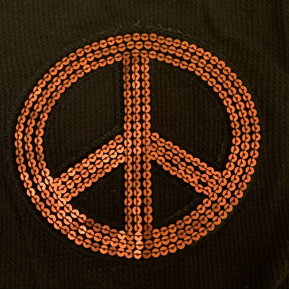 Lucky Brand Long Sleeve - Picture 2 of 6